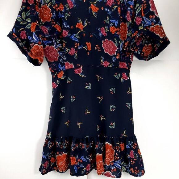 Selfie Leslie women's Blue Floral Print V-Neck Mini faux Wrap Dress Size S - Picture 10 of 10